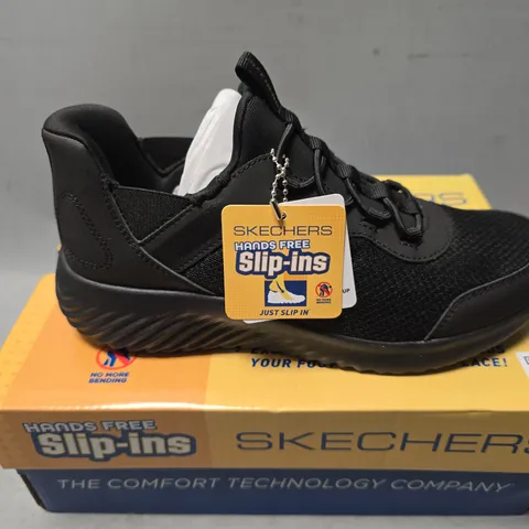 BOXED SKETCHERS SLIP INS BLACK BOUNDER BRISK BURST - UK 3