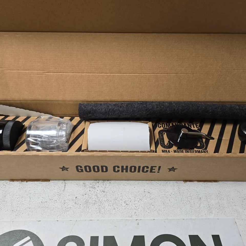 COMANDANTE C40 MANUAL COFFEE GRINDER