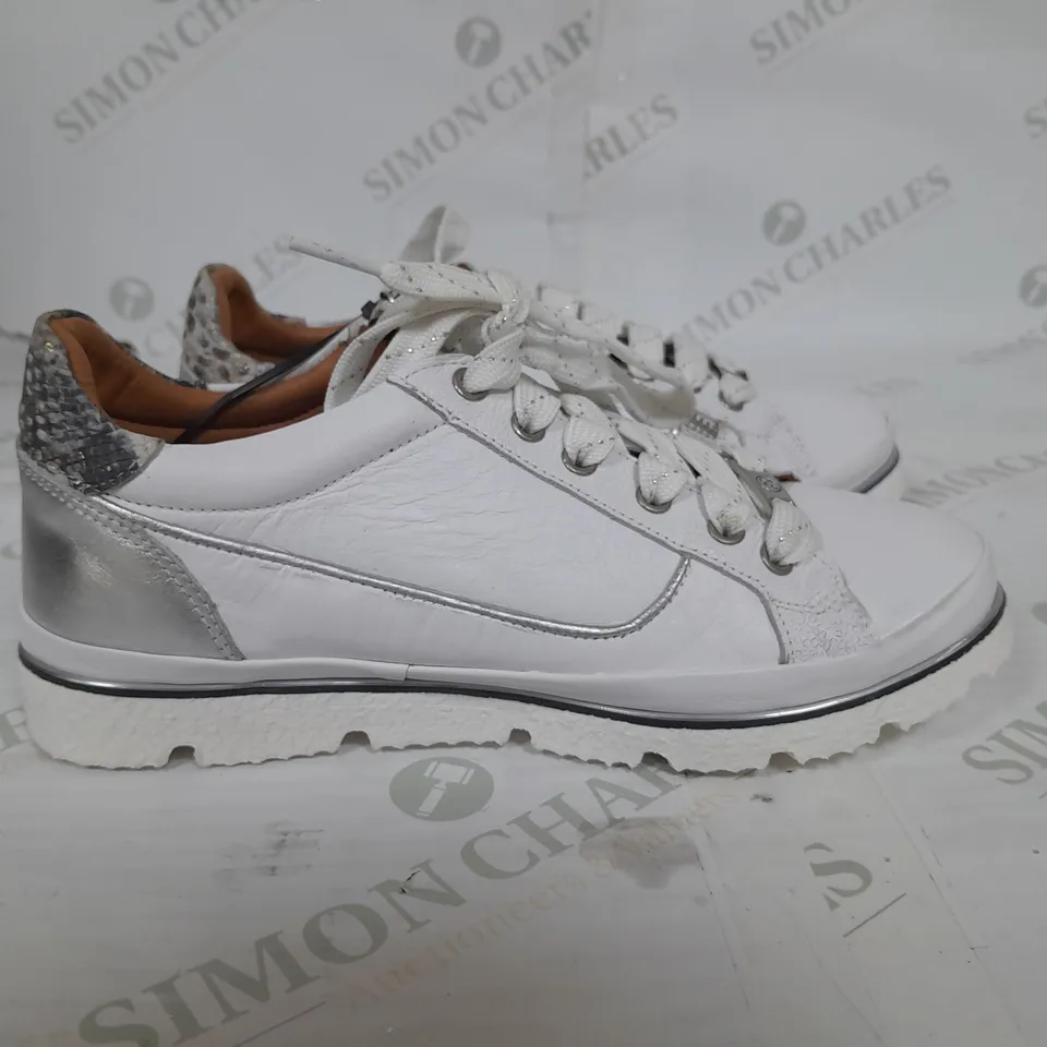 MODA IN PELLE AZARA TRAINER IN WHITE SIZE 5