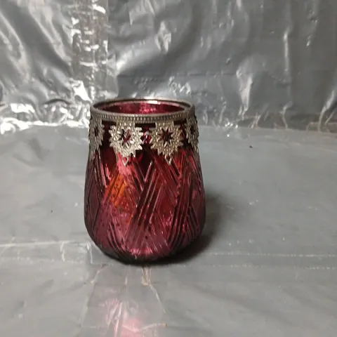 BOX OF 6 DECORATIVE TEA LIGHT HOLDERS 