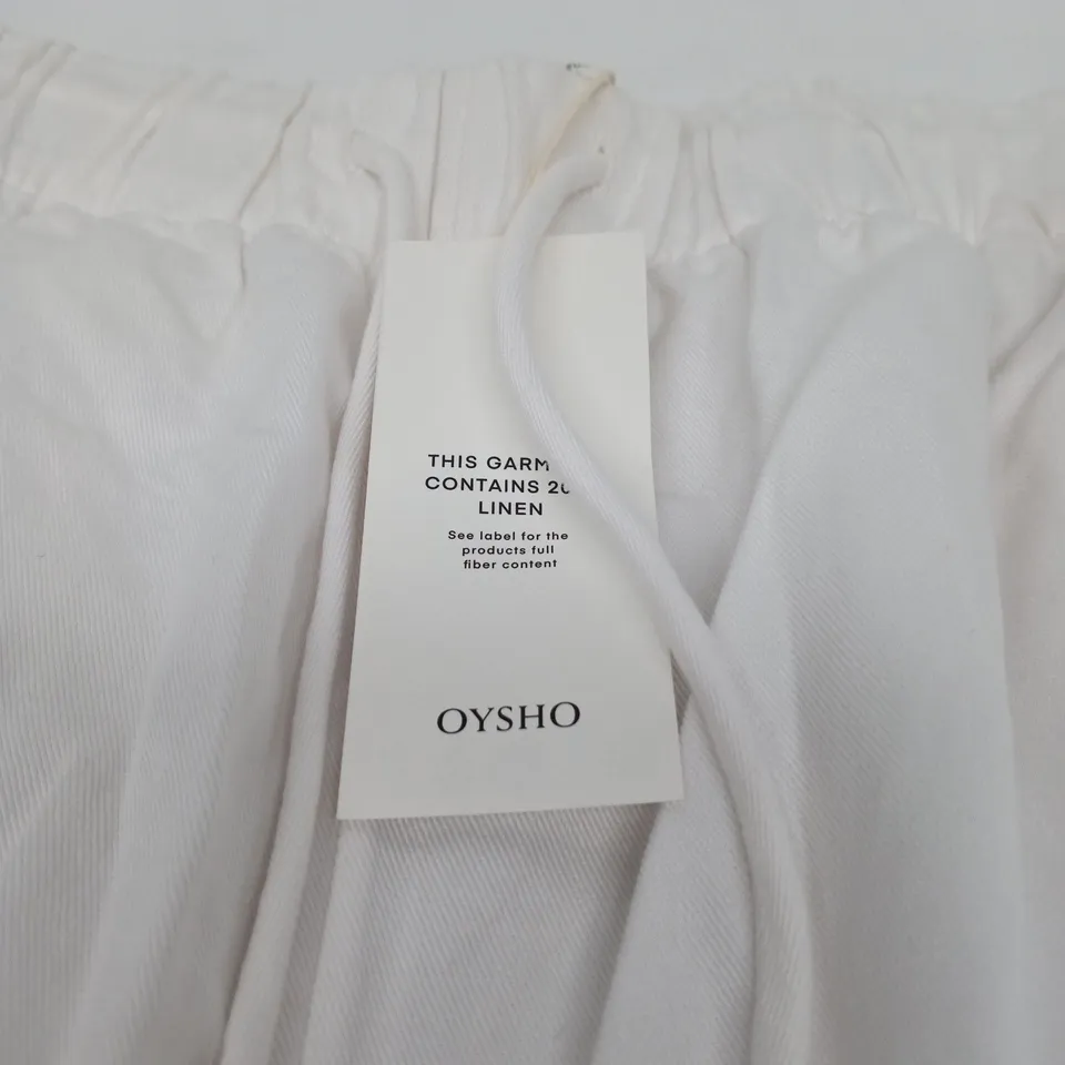 OYSHO WHITE DRAWSTRING SHORTS XL TAGGED