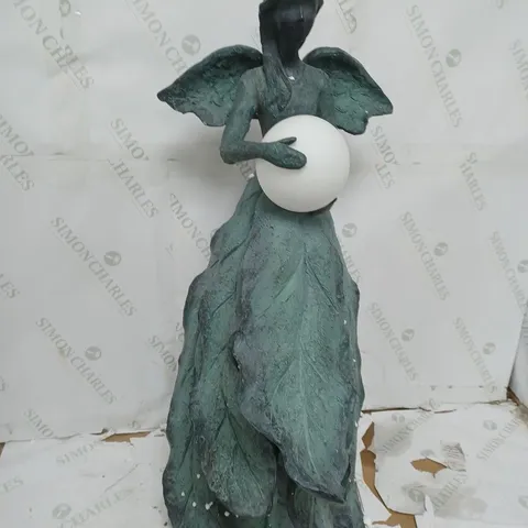 MY GARDEN STORIES LARGE LEAF FAIRY WITH SOLAR LED BALL