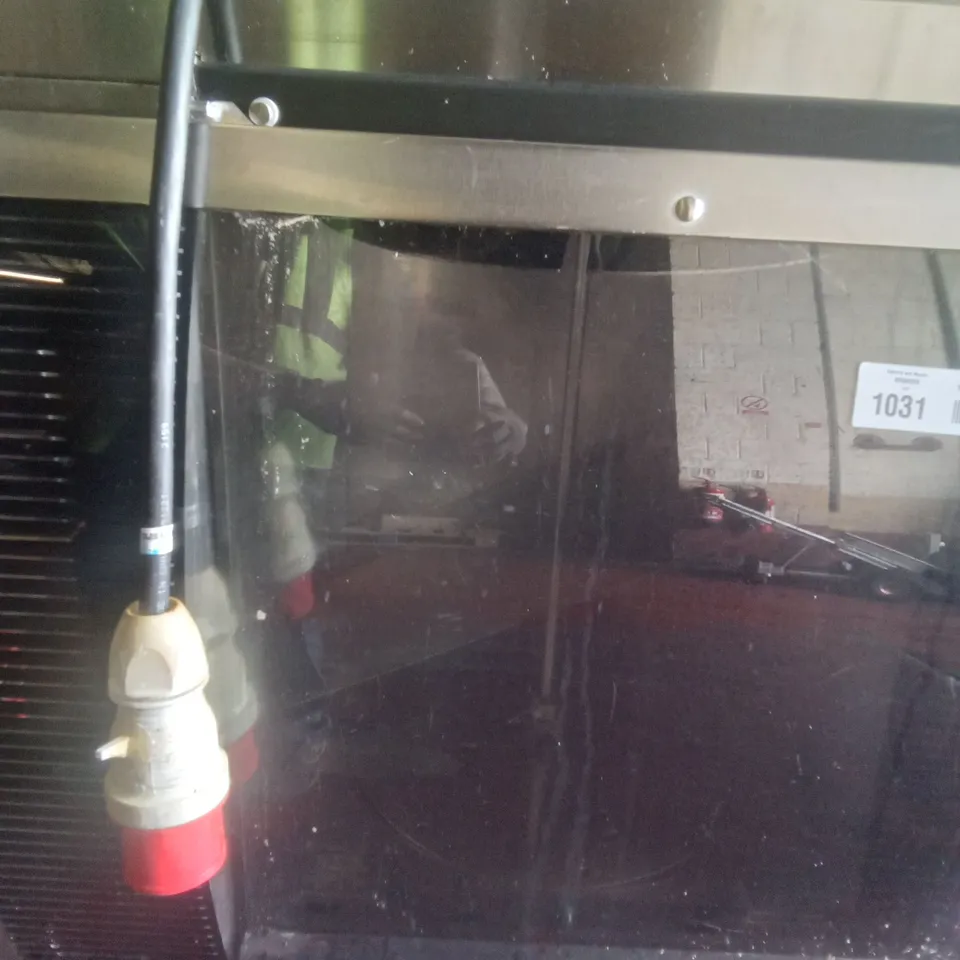 BKI COMMERCIAL SINGLE ROTISSERIE OVEN 