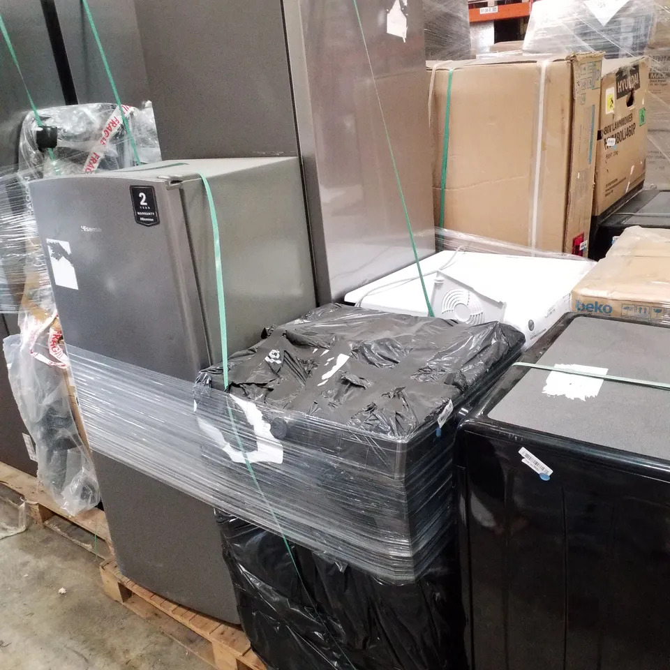 PALLET CONTAINING APPROXIMATELY 4 RAW ELECTRICAL ITEMS TO INCLUDE: