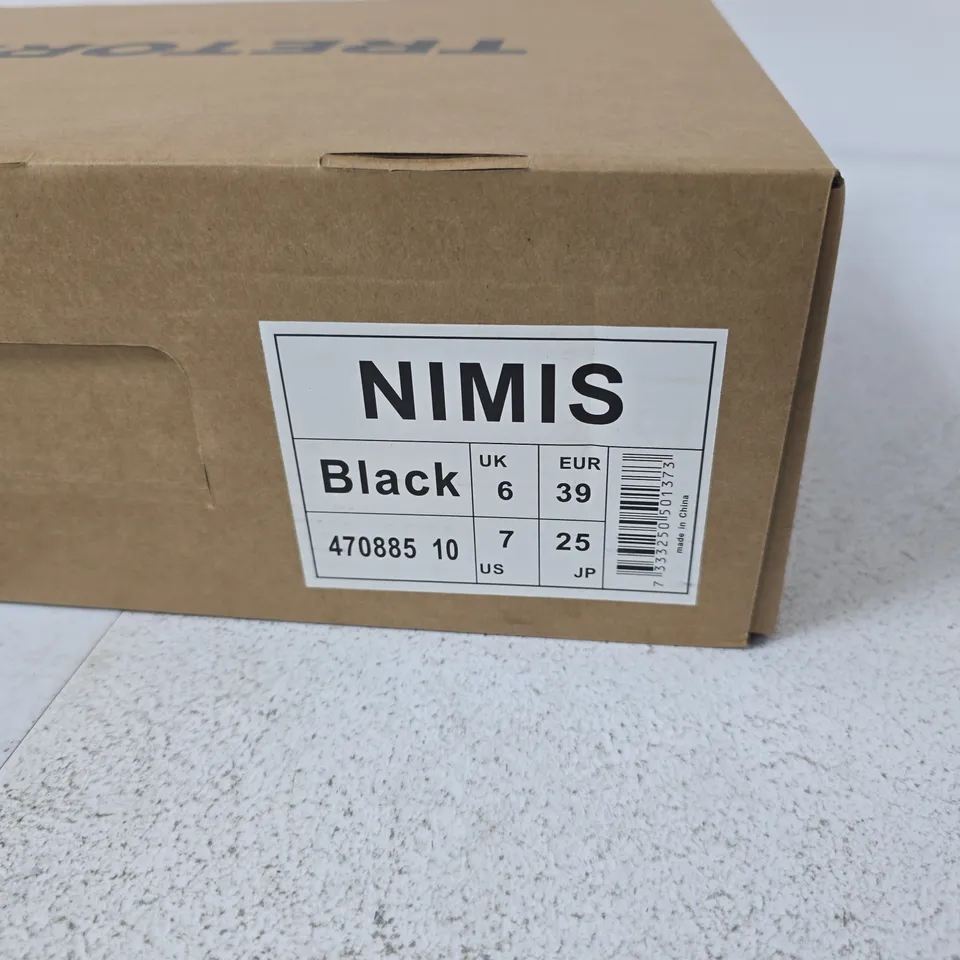 BOXED TRETORN NIMIS BLACK RUBBER BOOT, UK 6 (EU 39)