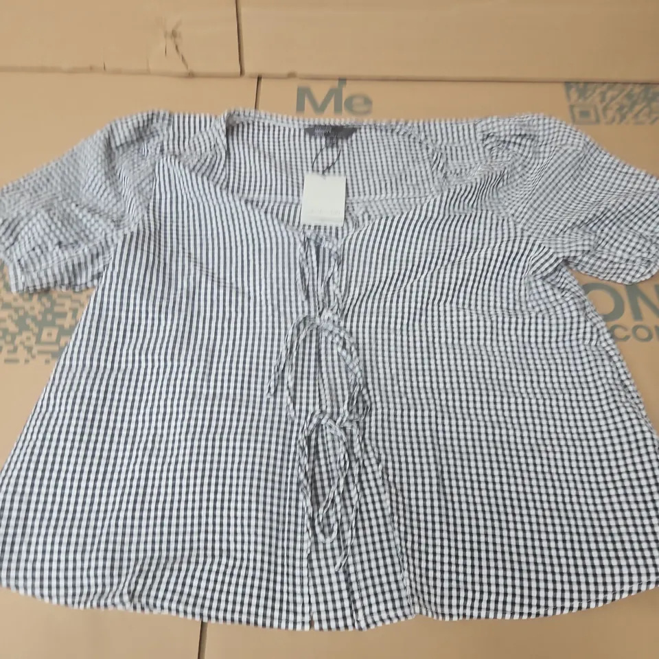 NOBODYS CHILD BERNADETTA TOP SS IN BLACK/WHITE - UK 12