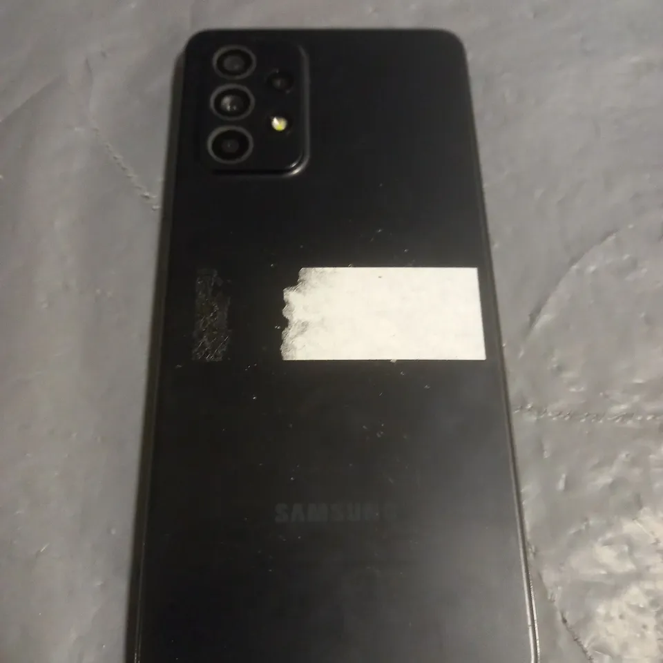 SAMSUNG GALAXY A52