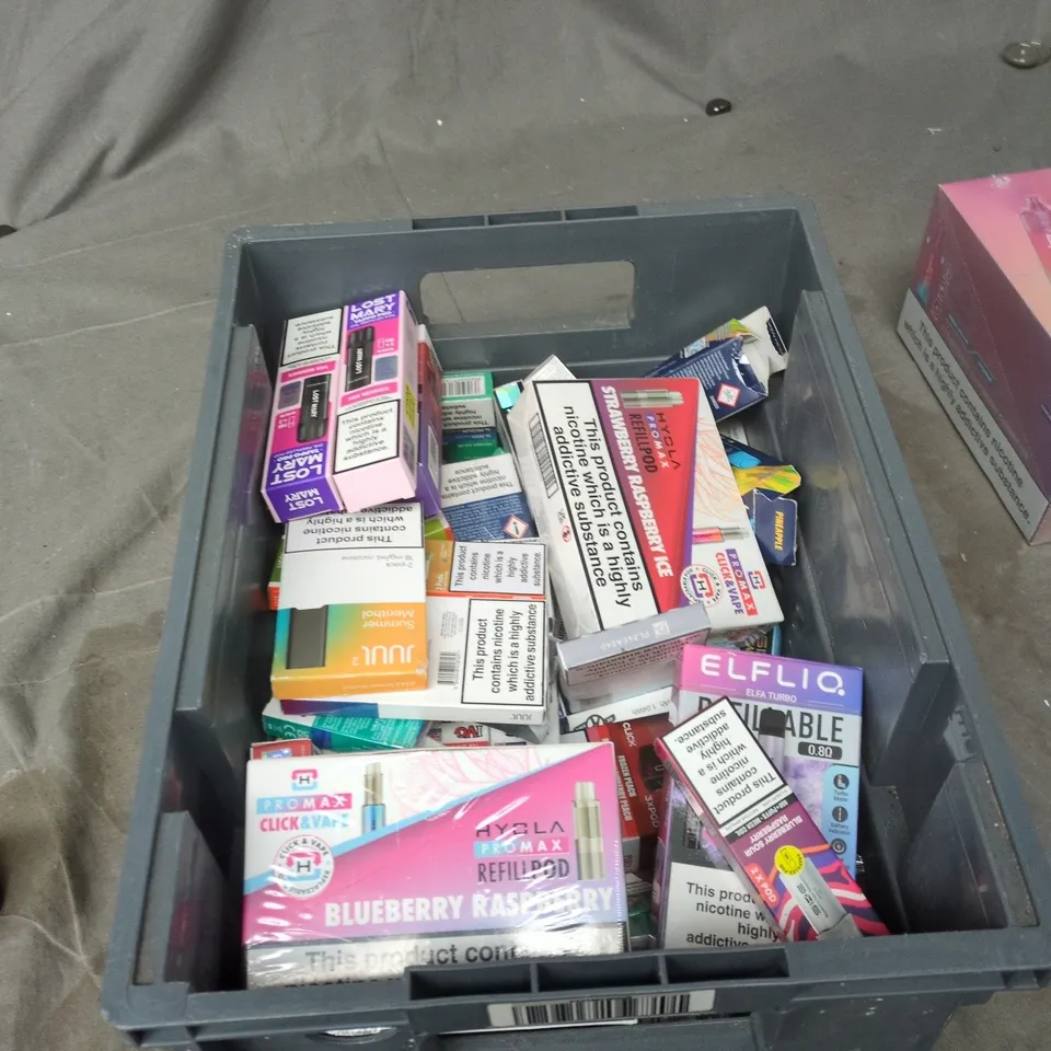 TOTE OF APPROXIMATELY 25 ASSORTED ELECTRONIC CIGARETTE ITEMS TO INCLUDE: HAYATI PRO MAX 6000 POD REFILLS 