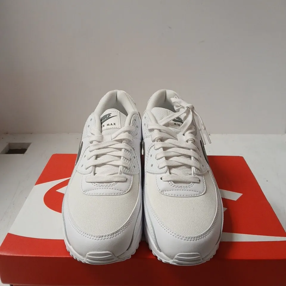 BOXED PAIR OF NIKE AIR MAX 90 TRAINERS – WHITE/SMOKE GREY, UK 9