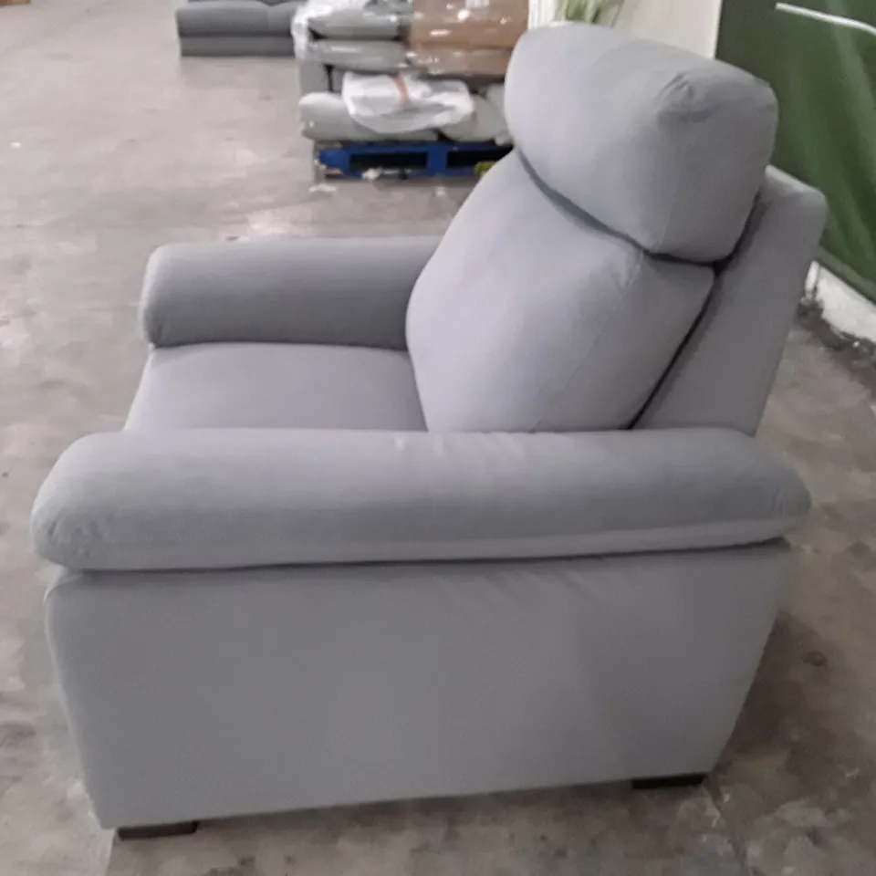 QUALITY ITALIAN DESIGNER MERRY DUE CHAIR WITH SMALL ARMS - GREY FABRIC