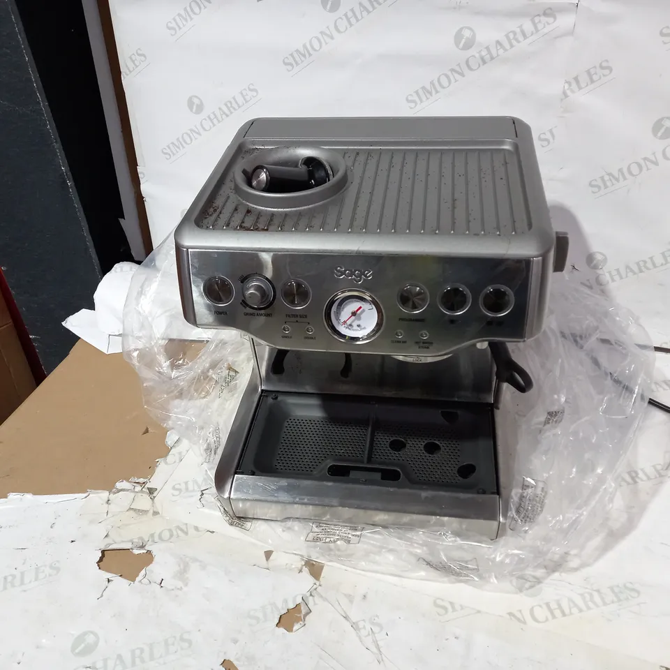 BOXED SAGE BES875 BSS/C ESPRESSO MACHINE