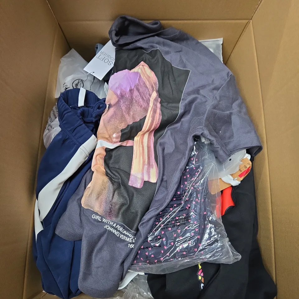 LARGE BOX OF ASSORTED CLOTHING ITEMS IN VARIOUS SIZES, STYLES AND COLOUR 