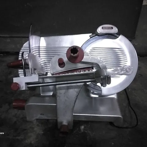 AVERY BERKEL VERTICAL MEAT SLICER