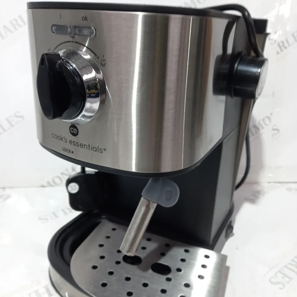 BOXED COOK'S ESSENTIALS PUMP ESPRESSO COFFEE MACHINE