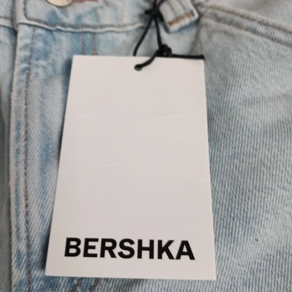 BERSHKA WOMEN’S DENIM SHORTS – LIGHT WASH, UK 8 (EU 36)