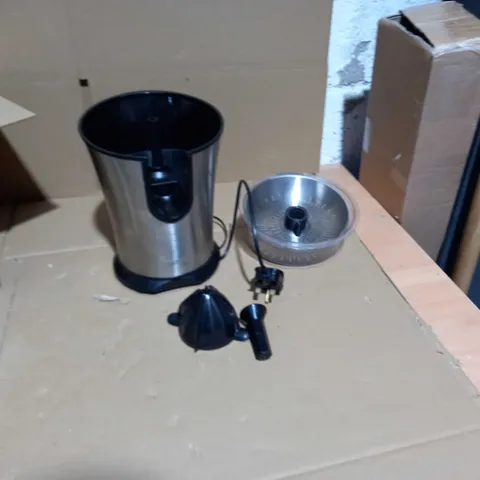 PRINCESS MASTER JUICER 160W PROFESSIONAL JUICER