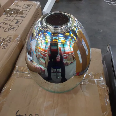 BOXED 21.5cm H GLASS OVAL PENDANT SHADE (1 BOX)