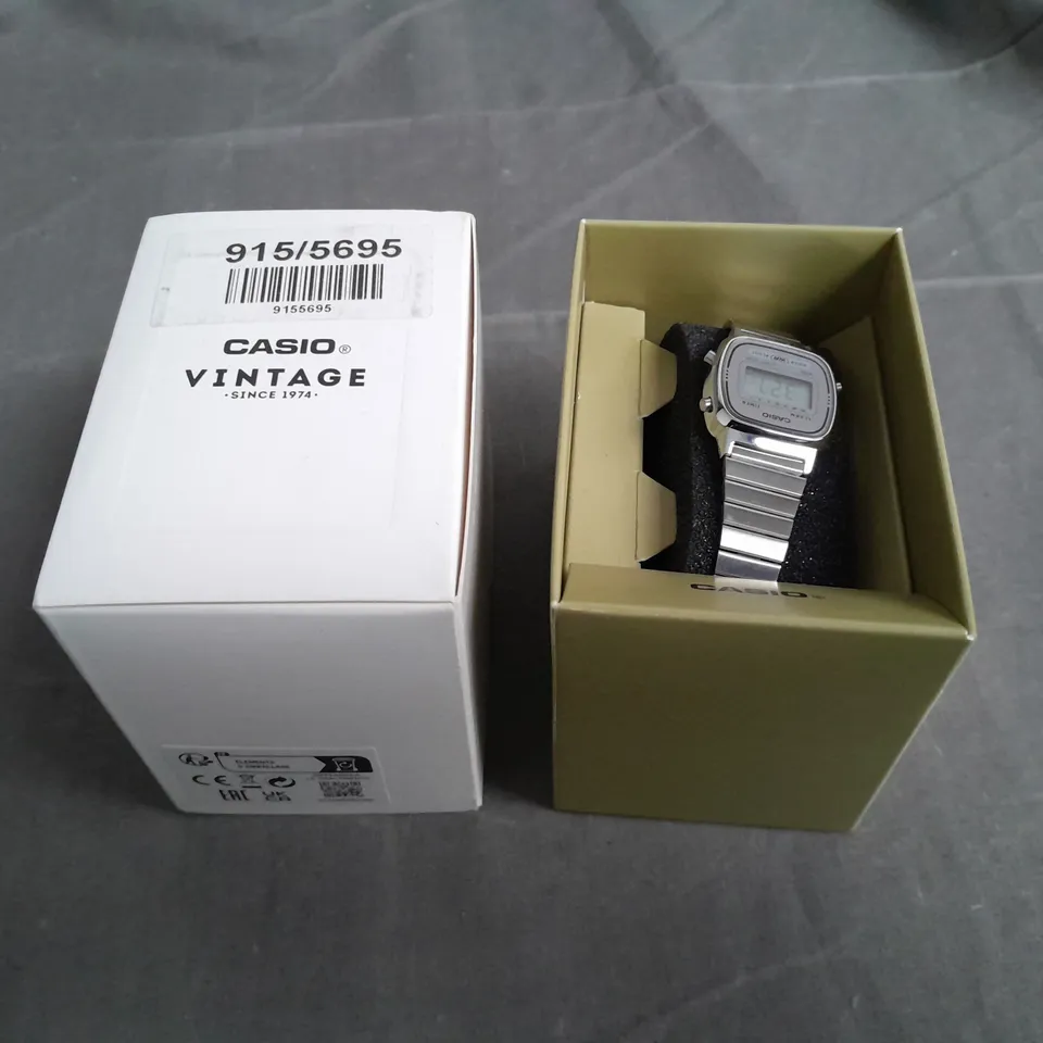 BOXED CASIO VINTAGE WRIST WATCH