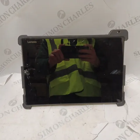 LENOVO MIIX TABLET WITH GUMDROG CASE