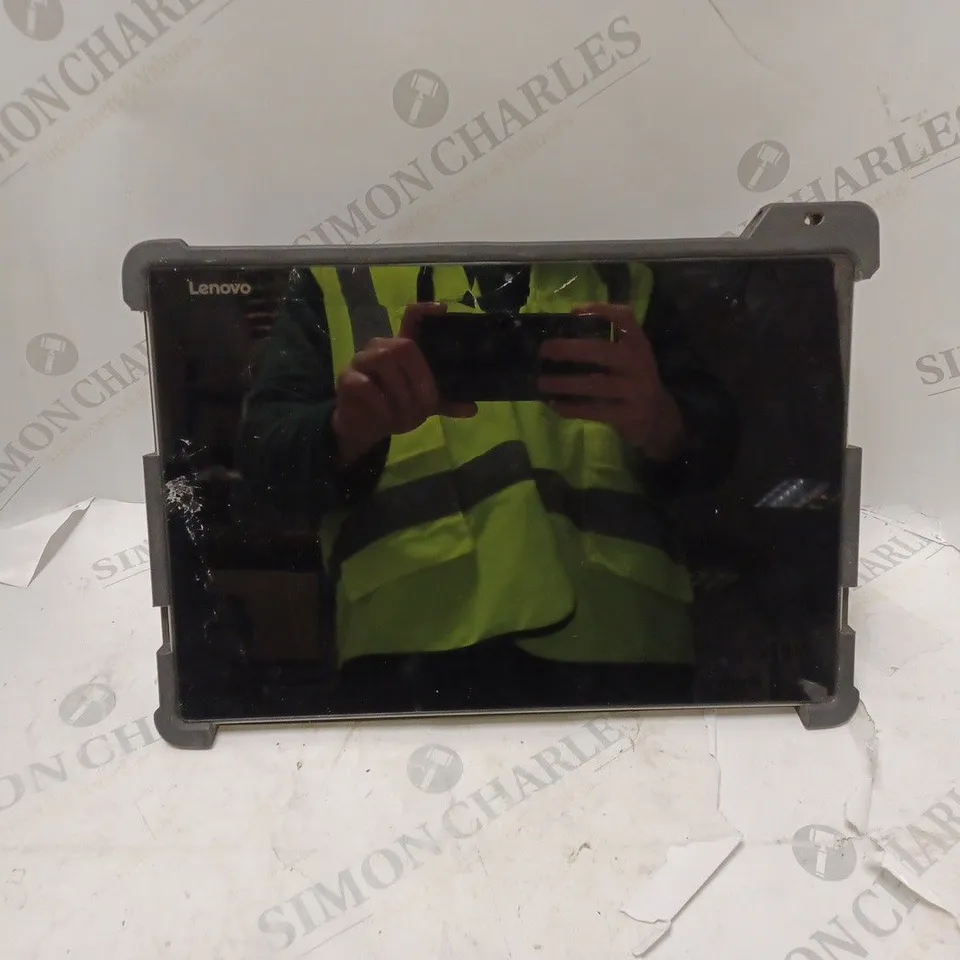 LENOVO MIIX TABLET WITH GUMDROG CASE 