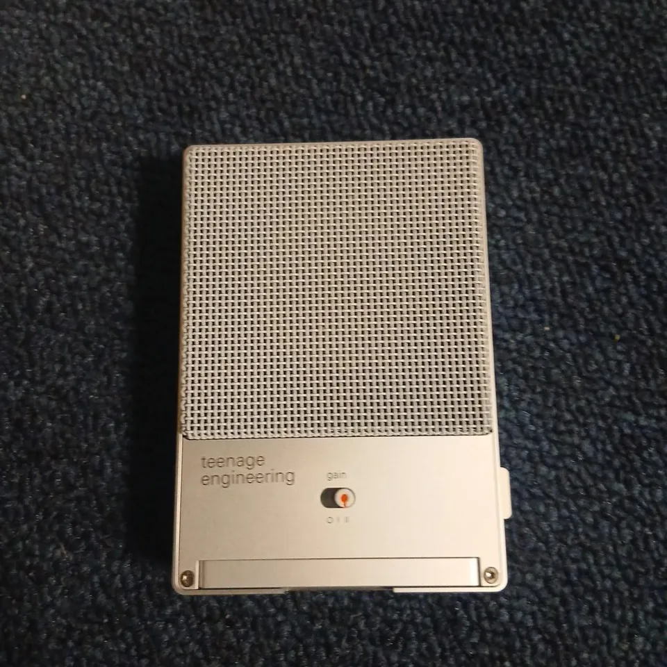 TEENAGE ENGINEERING CM-15 PORTABLE STUDIO CONDENSER MICROPHONE