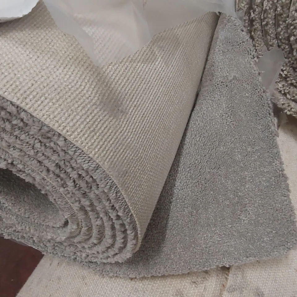 ROLL OF QUALITY NEW EC HEARTLAND STANKLYN CARPET - APPROXIMATELY 4.3 x 5m