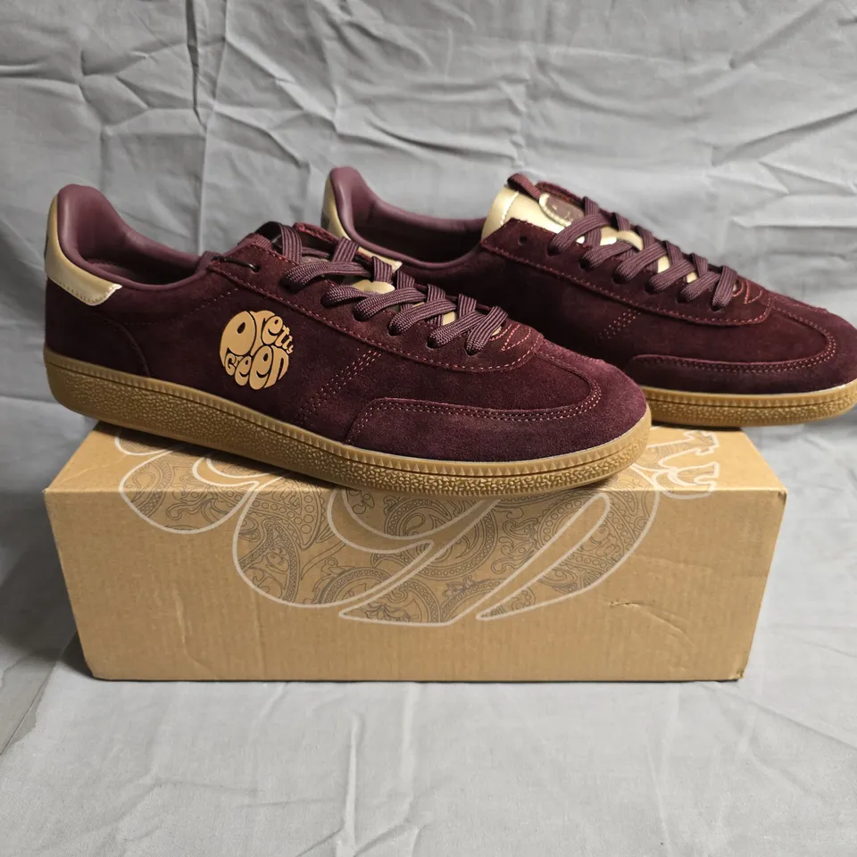 BOXED PAIR OF PRETTY GREEN LACE UP SHOES IN DEEP MAROON/GOLD SIZE UK 12