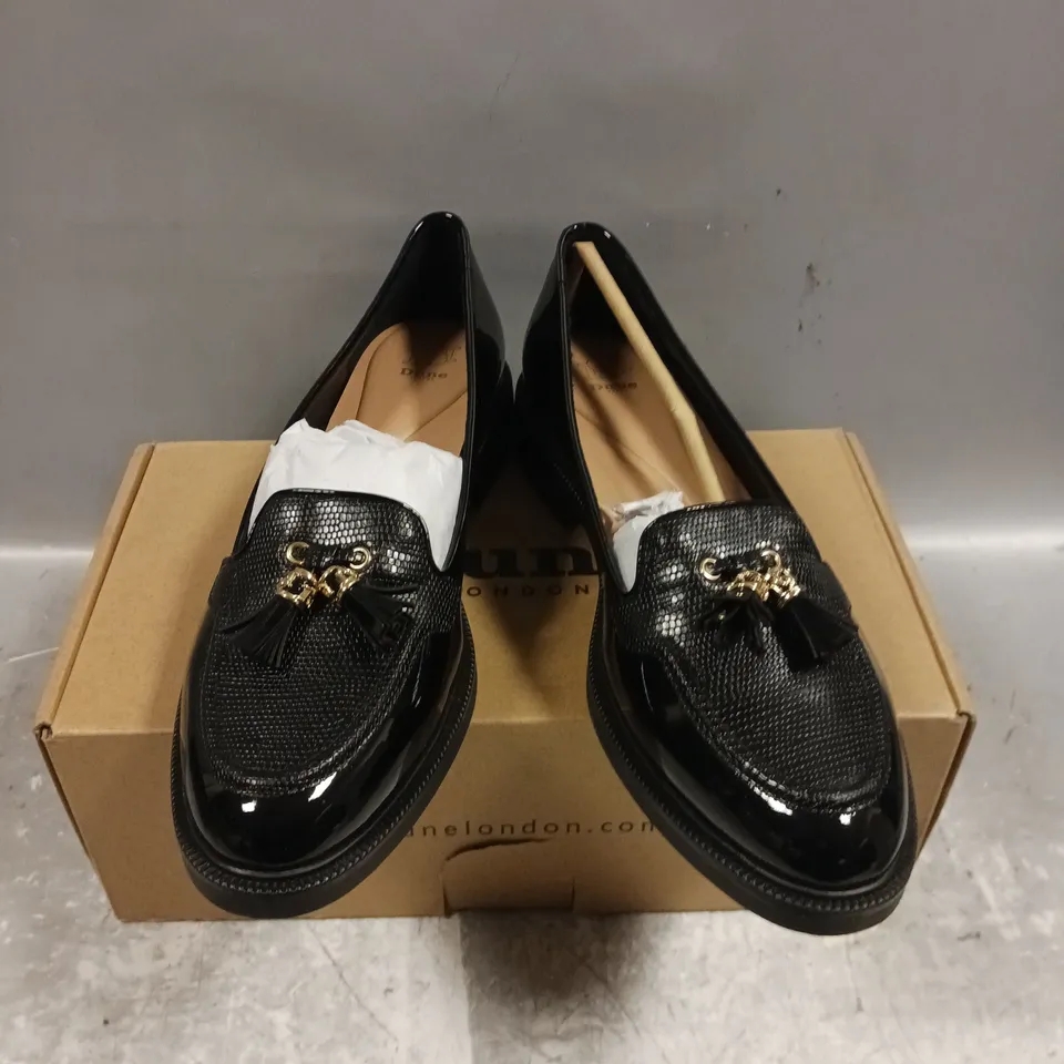 BOXED PAIR OF DUNE GRAPE TASSEL SLIP ON SHOES IN BLACK - 6