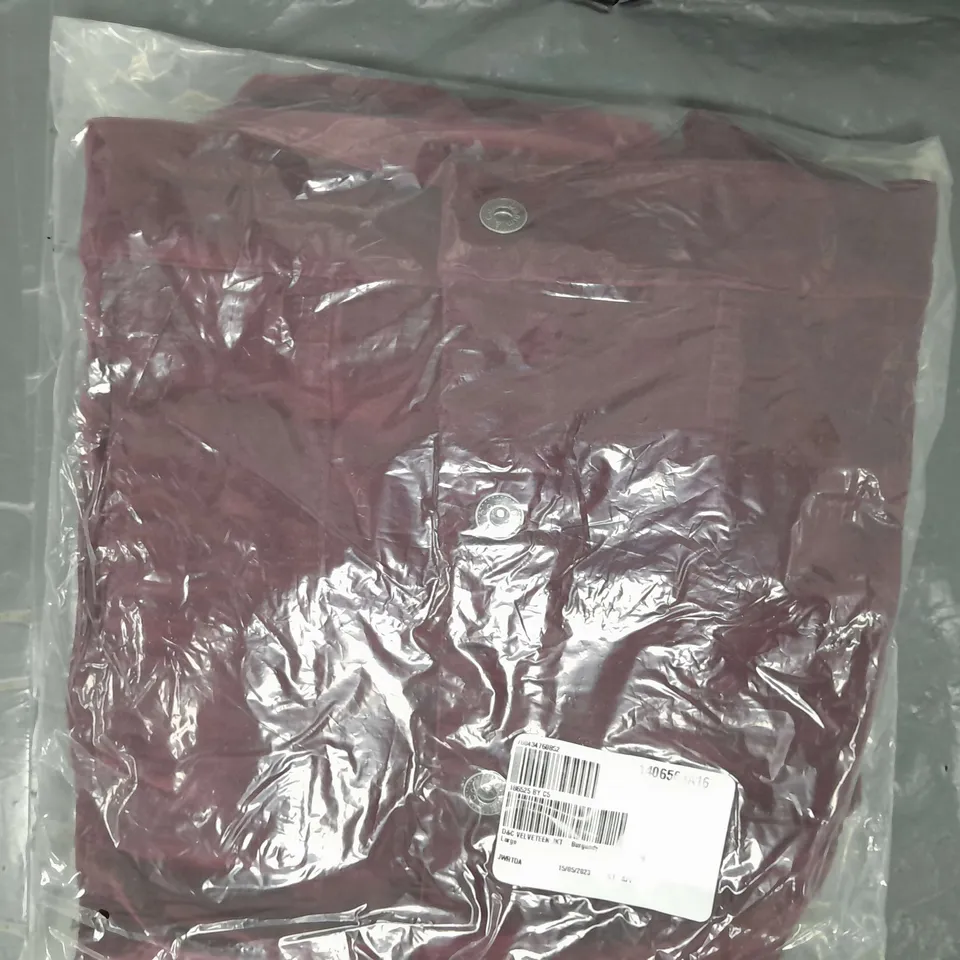 D & CO VELVETEEN JACKET IN BURGUNDY SIZE LARGE
