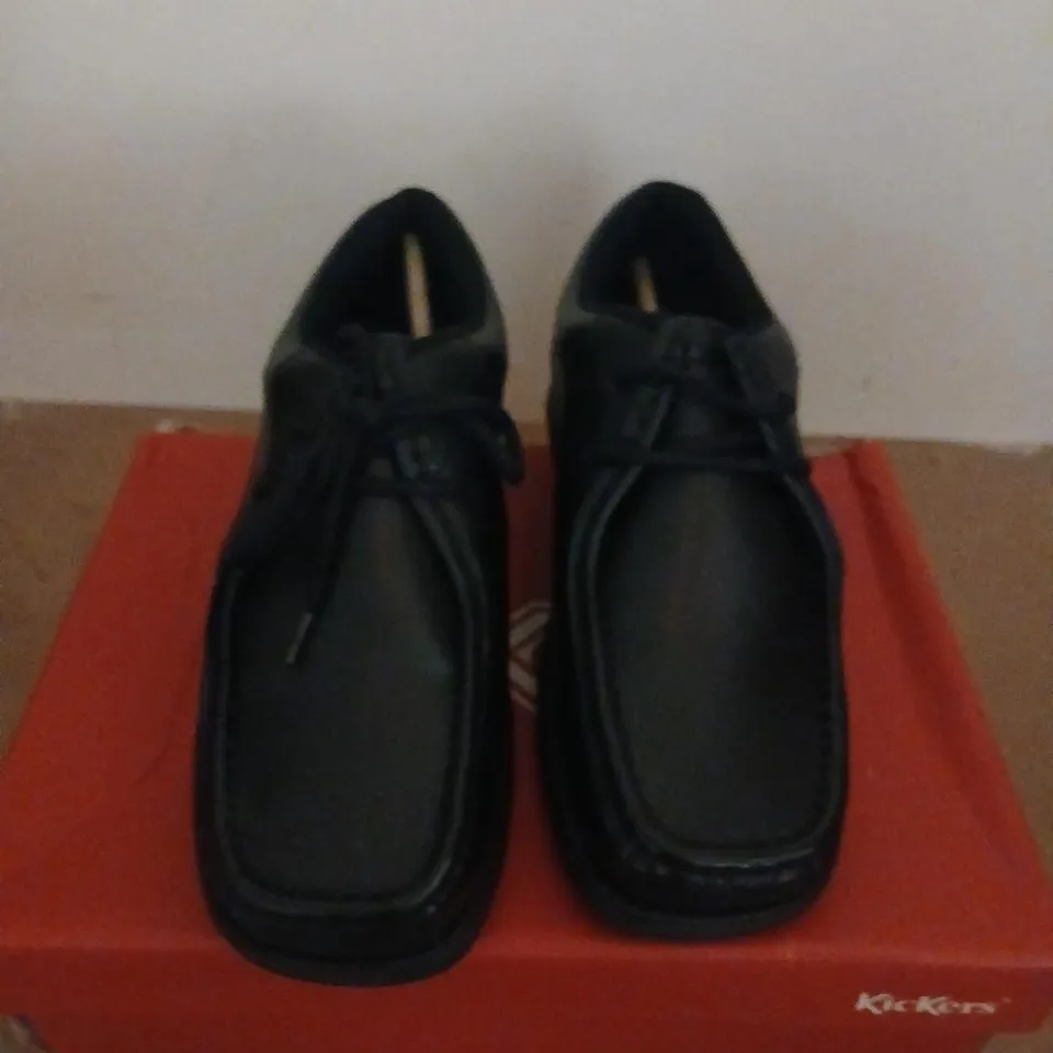 KICKERS FRAGMA LACE LEATHER SHOES - BLACK, UK 6 (EU 40)