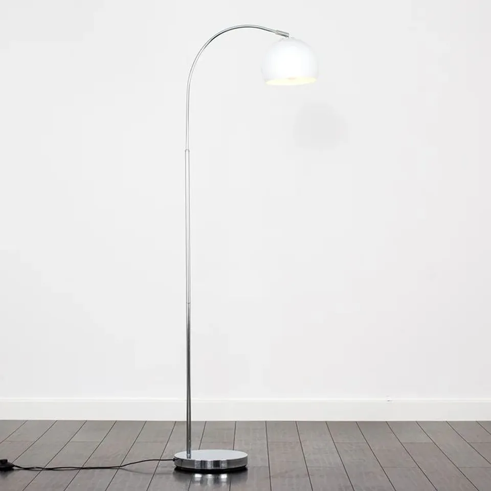 DEROSIER 150CM ARCHED FLOOR LAMP SHADE COLOUR: CHROME (2 BOXES)