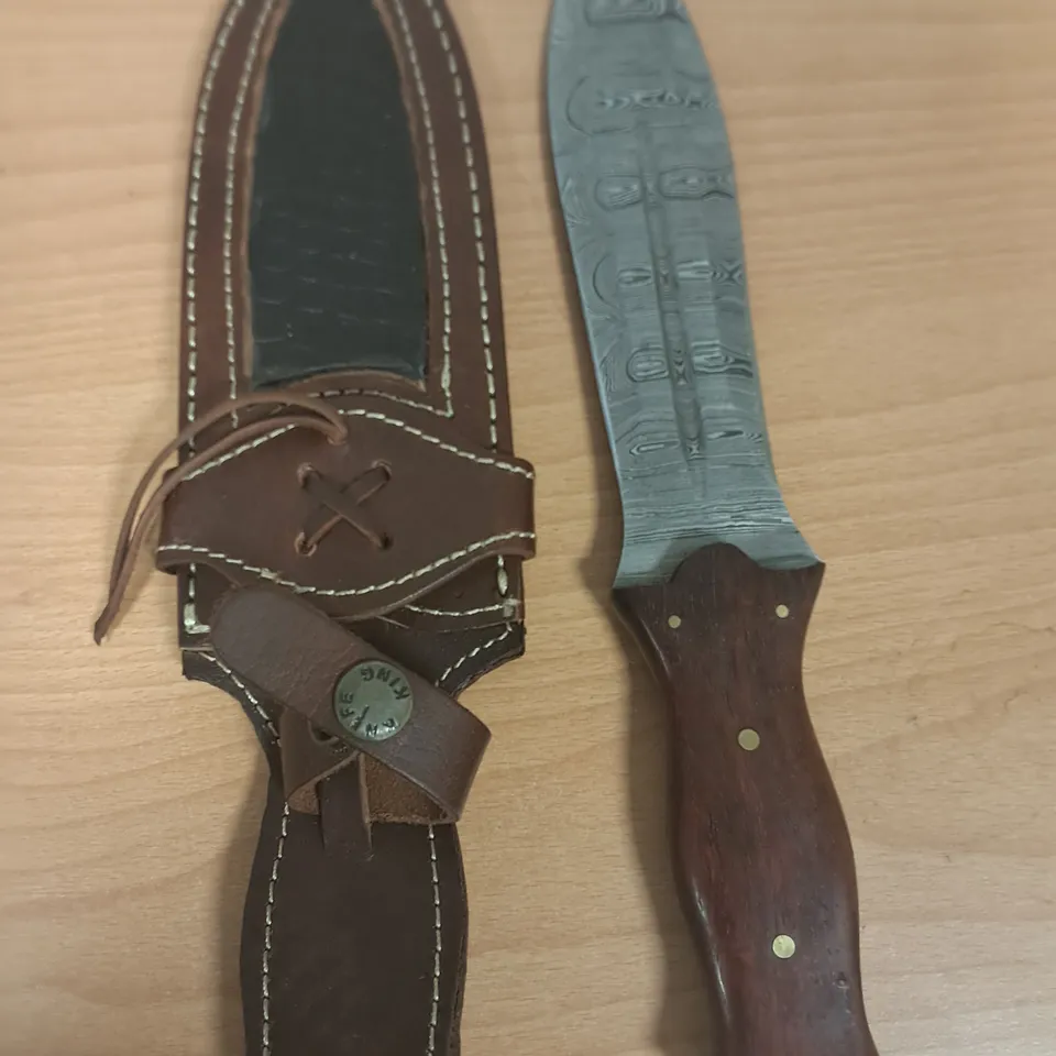 KNIFE KING 7" DOUBLE EDGED KNIFE WITH SHEATH