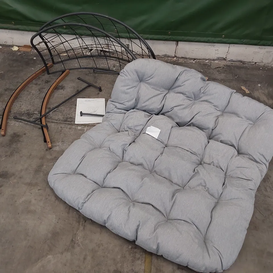 BOXED LARGE PADDED ROCKING CHAIR