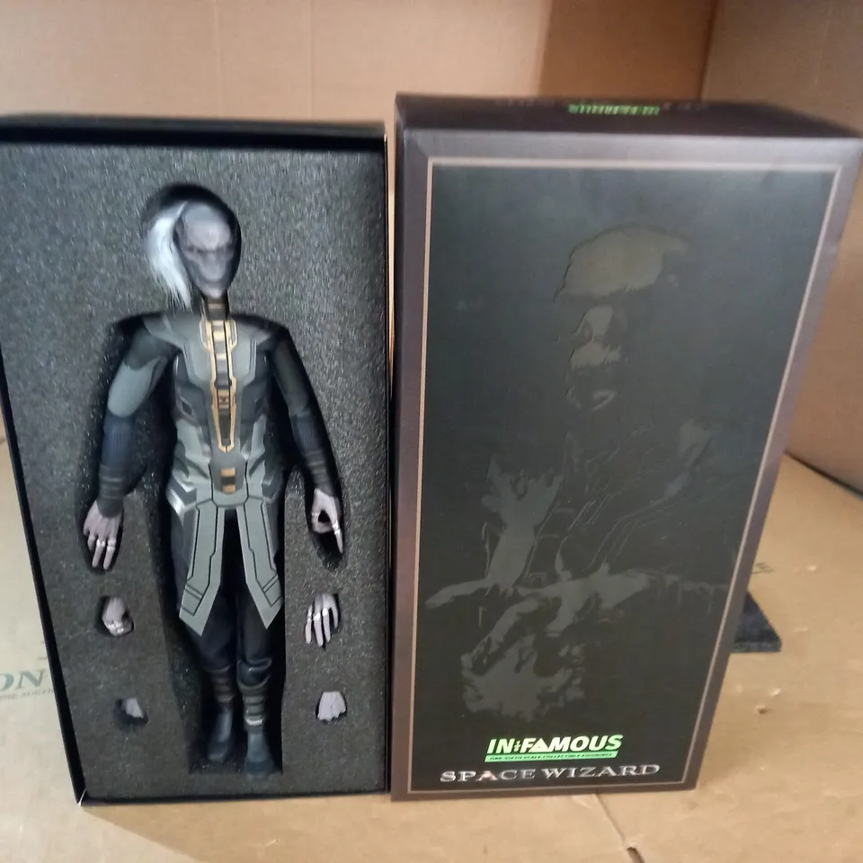 BOXED SPACE WIZARD INFAMOUS 1:6 SCALE FIGURINE