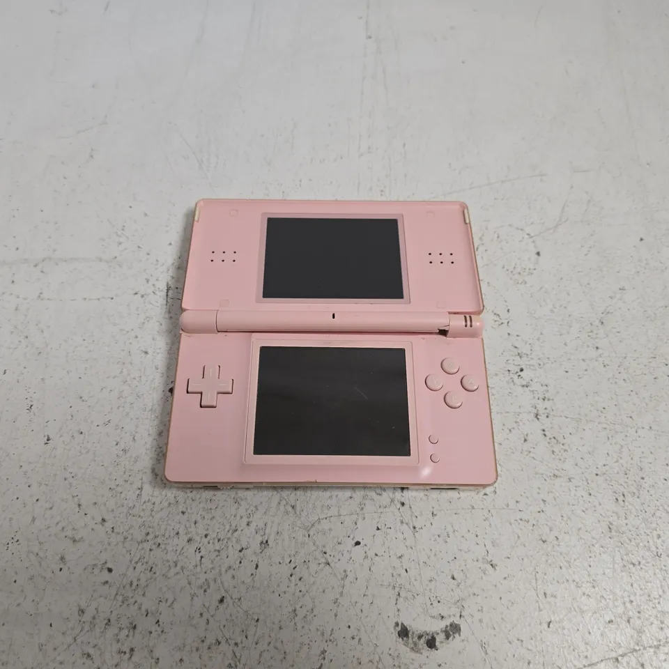 NINTENDO DS LITE USG-001 HANDHELD GAMES CONSOLE