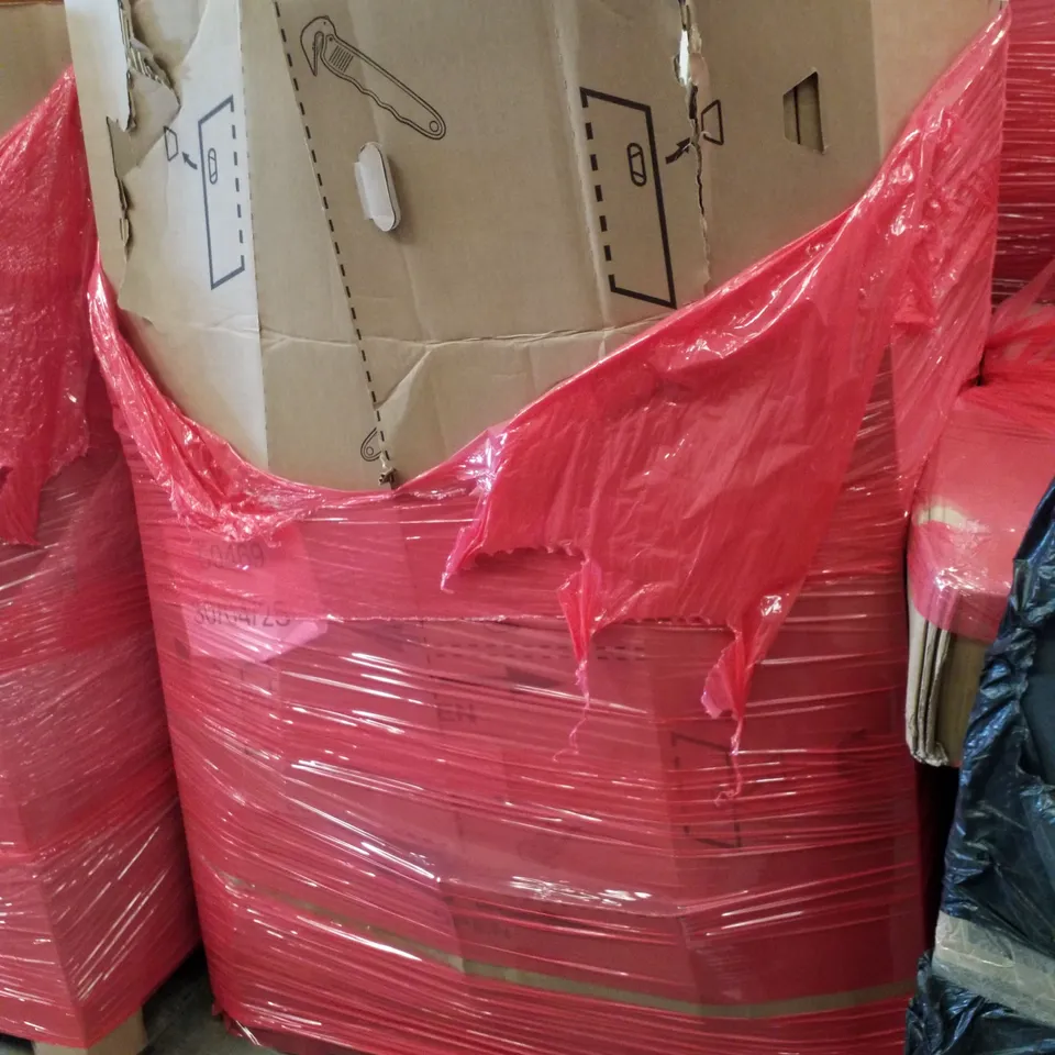 PALLET CONTAINING ASSORTED PRODUCTS INCLUDING TOILET SEAT, PETS PORTABLE COLLAPSIBLE SOFT CRATE, BAMBOO TOWEL LADDER, BABY PLAYPEN & BABY FITNESS BLANKET 