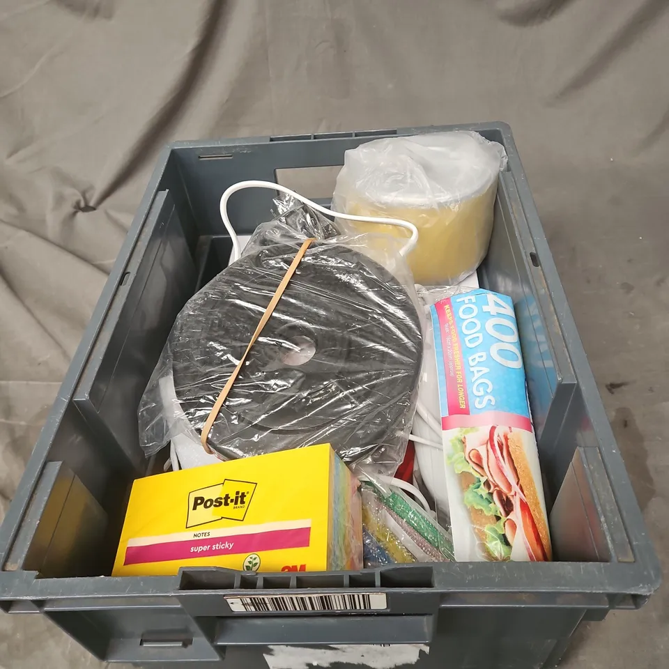 APPROXIMATELY 12 ASSORTED ITEMS TO INCLUDE POST IT NOTE, STEMLESS WINE GLASS, FITNESS WEIGHT, FOOD BAGS ETC