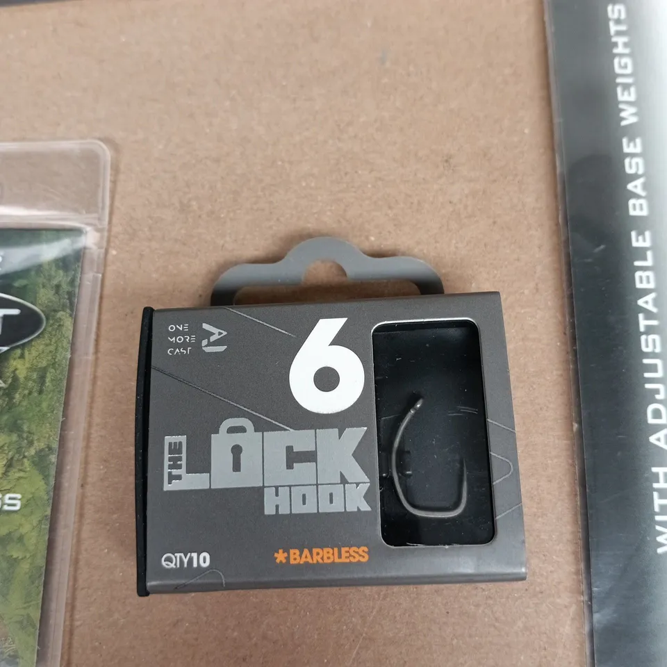 KORDA KRUSHA LARGE; GARDNER COVERT DARK LONG SHANK HOOKS SIZE 6 (BARBLESS) & SHORTY PELLET WAGGLER 7G – FISHING TACKLE LOT