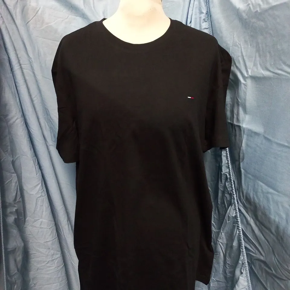 TOMMY JEANS T-SHIRTS – NAVY & BLACK, WHITE, SIZE L (3-PACK)