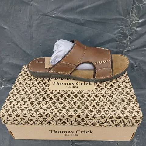 BOXED PAIR OF THOMAS CRICK ALE BROWN UK 12