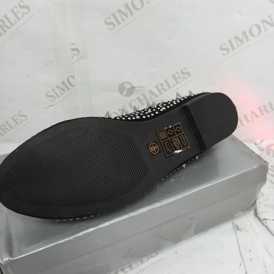 CASANDRA BLACK SATIN LOW SPIKED SHOES - SIZE 6