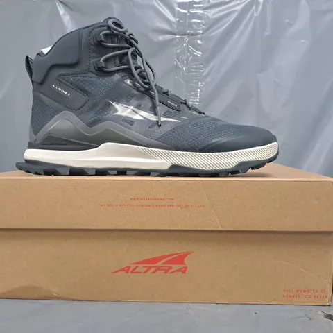 BOXED PAIR OF ALTRA LONE PEAK MID ALL-WTHR 2 SHOES IN GREY SIZE UK 8