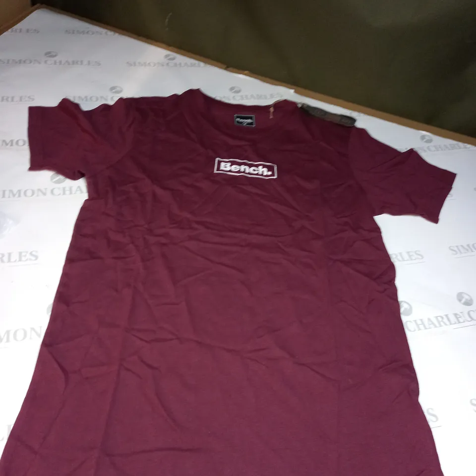 MEDIUM BENCH PURPLE T-SHIRT 