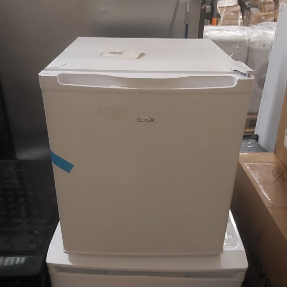 LOGIK LTT40W23 MINI FRIDGE - WHITE