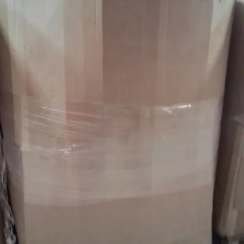 PALLET CONTAINING A LARGE QUANTITY OF HOSES 