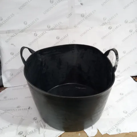 LARGE BLACK AIRFLOW FLEXIBLE TUB 
