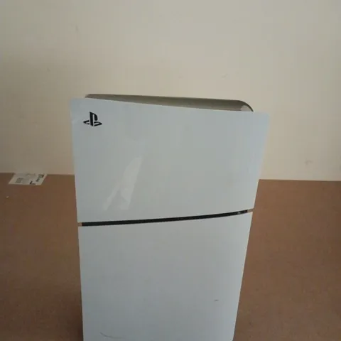 SONY PLAYSTATION 5 CONSOLE – STANDARD EDITION (DISC DRIVE) – WHITE