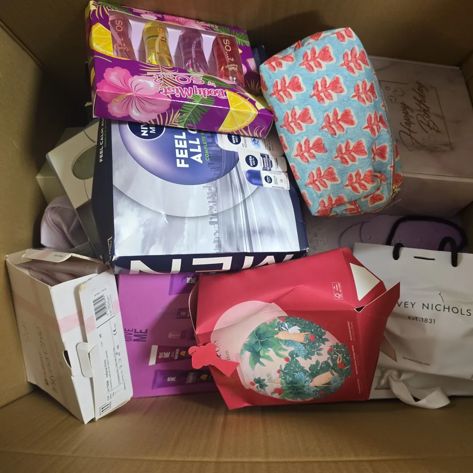 APPROXIMATELY 15 ASSORTED HEALTH & BEAUTY SETS TO INCLUDE GIVE ME HAIRCARE SET, NIVEA MEN COMPLETE SKINCARE SET, BEAUTY OF JOSEON GINSENG RITUAL EDITION GIFTSET, ETC - COLLECTION ONLY