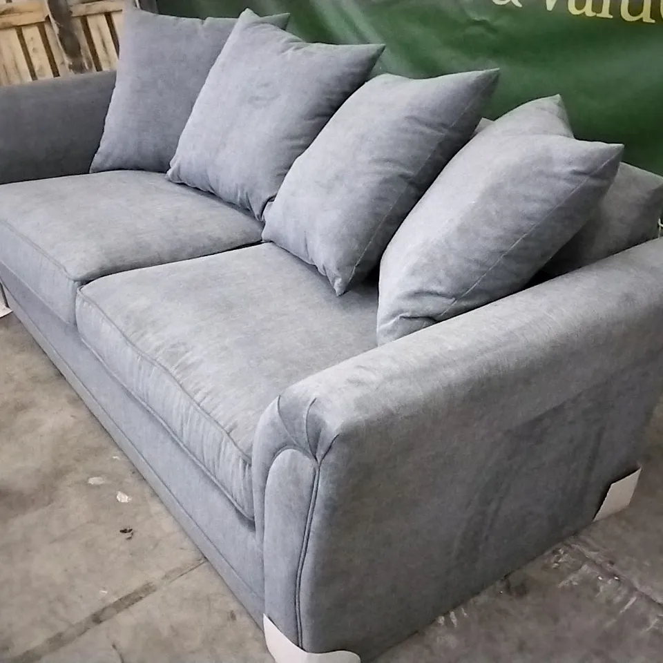 QUALITY DESIGNER LIGHT GREY FABRIC 3 SEATER SOFA WITH SCATTERBACK CUSHIONS