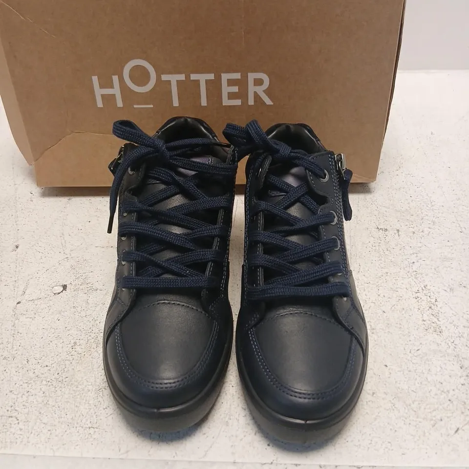 HOTTER NAVY METALLIC RAPID WIDE SHOES – UK3 (US5, EU36) – WOMEN'S